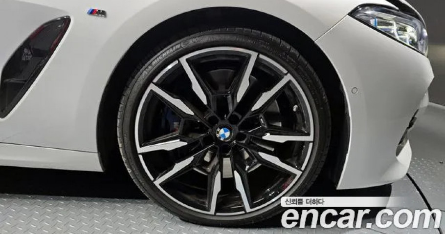 Bmw 8-Series 