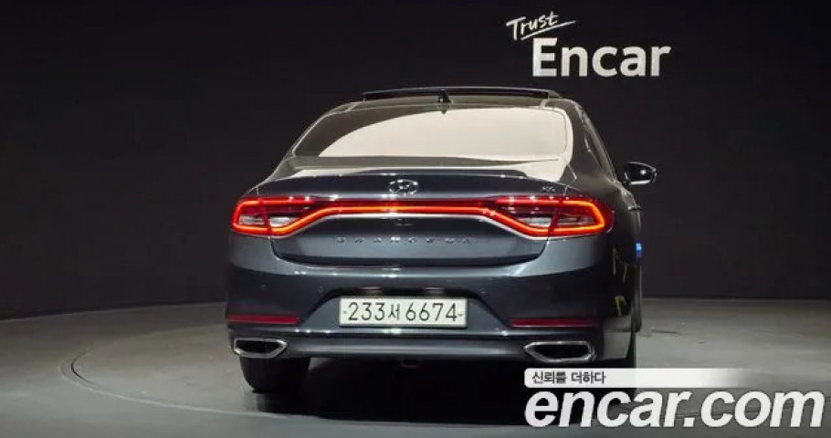 Hyundai Grandeur 