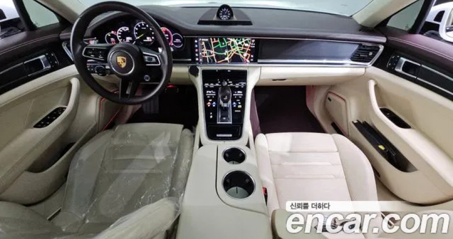 Porsche Panamera 