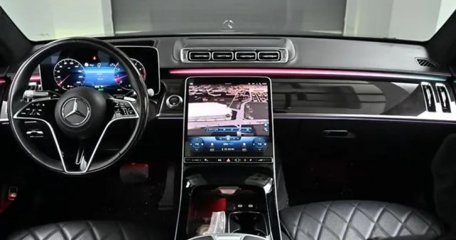 Mercedes-Benz S-Class 