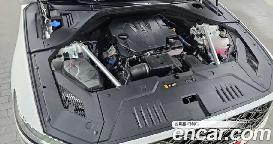 Genesis Gv70 