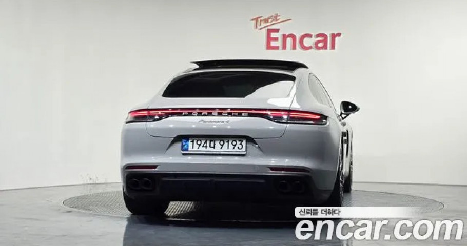 Porsche Panamera 