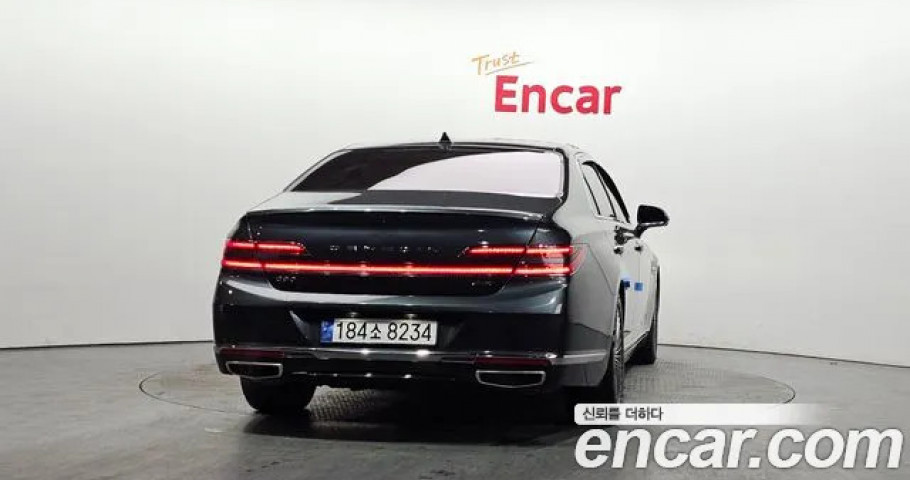 Genesis G90 