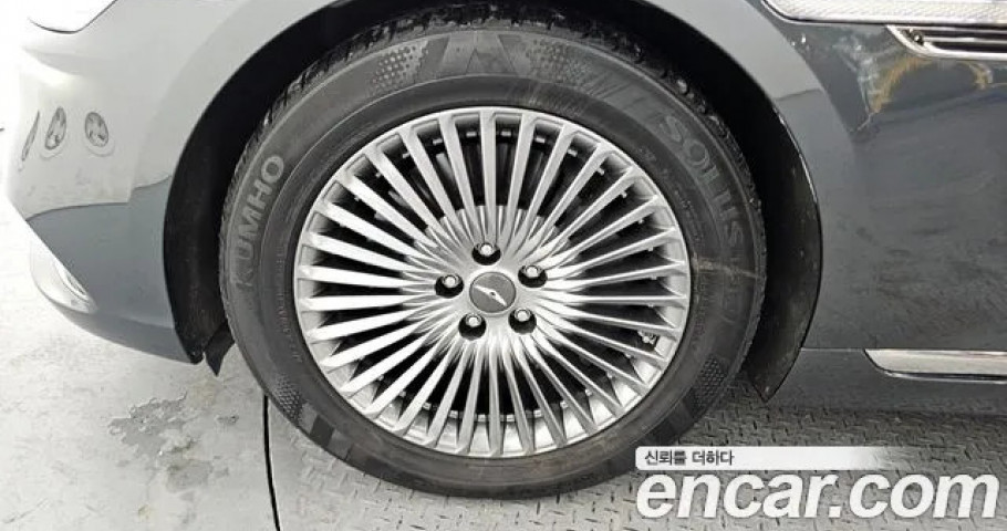 Genesis G90 