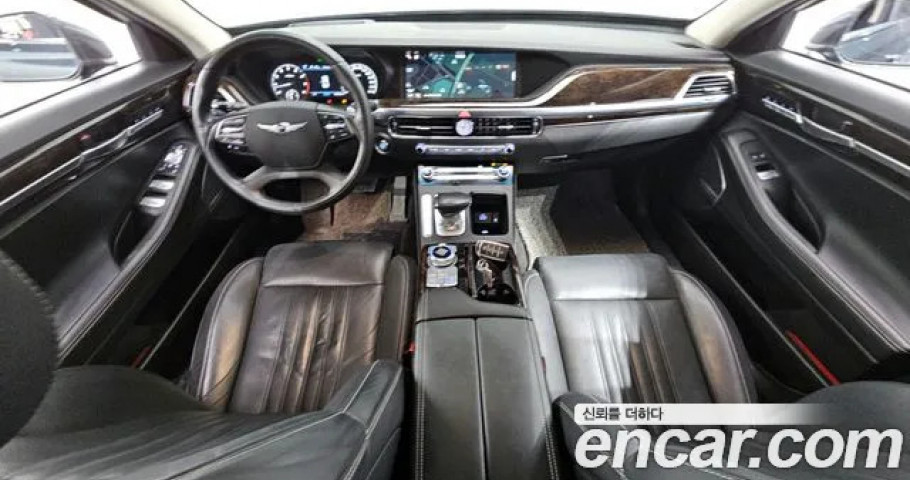Genesis G90 