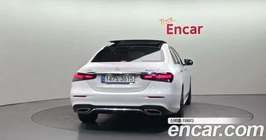 Mercedes-Benz E-Class 