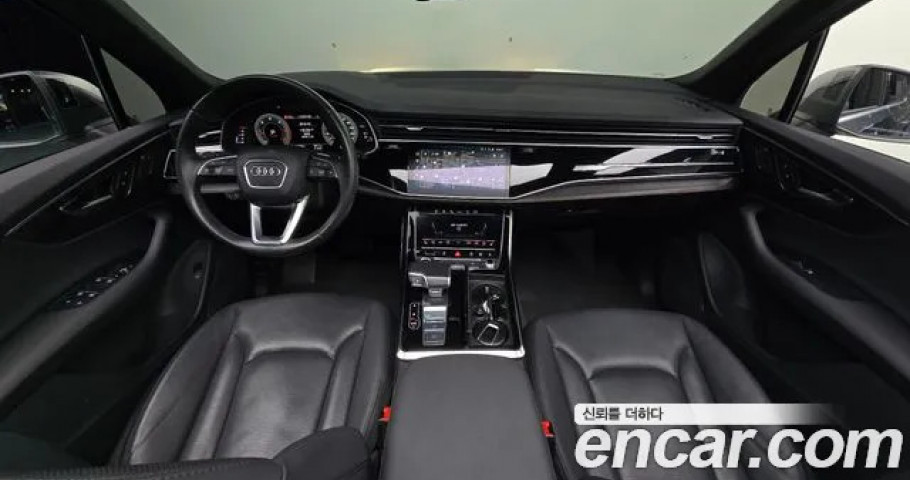 Audi Q7 
