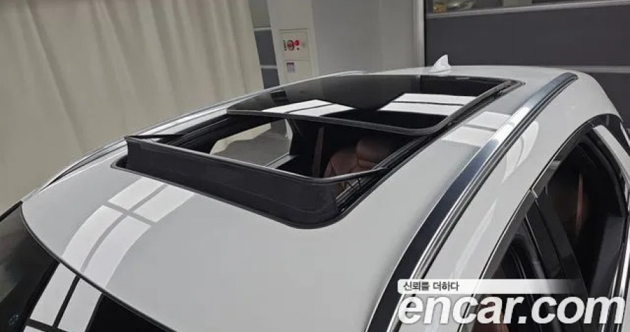 Genesis Gv70 