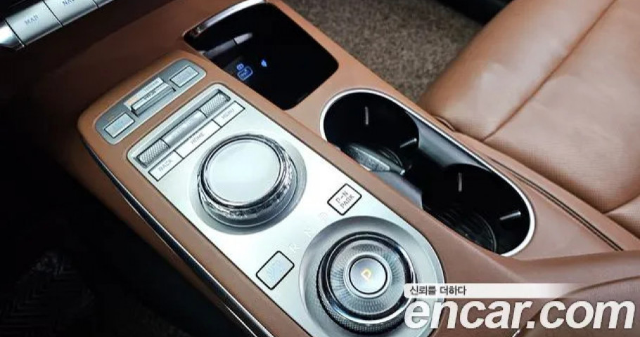 Genesis Gv70 