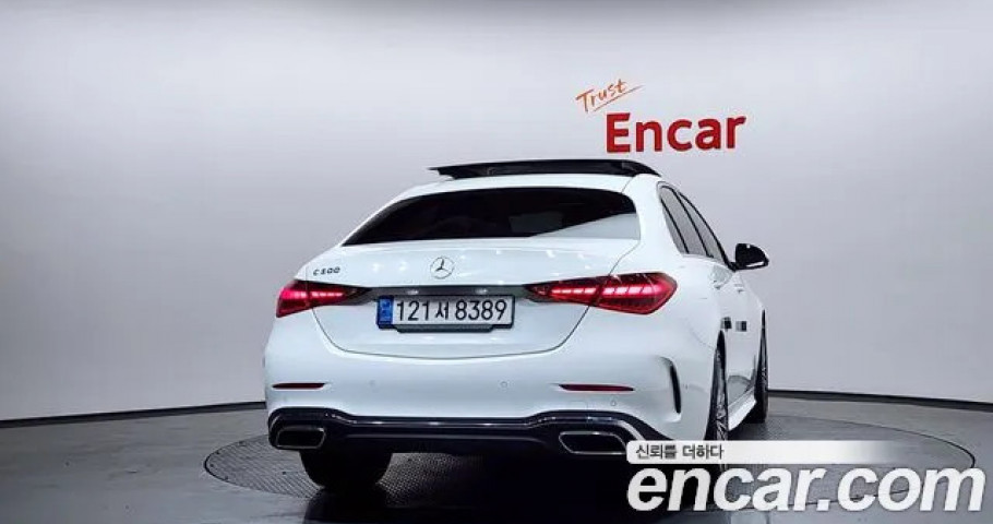 Mercedes-Benz C-Class 