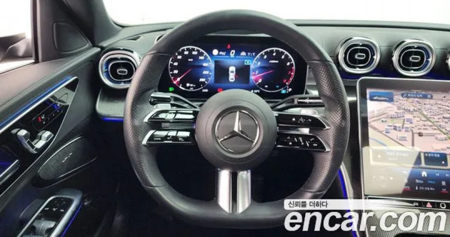 Mercedes-Benz C-Class 