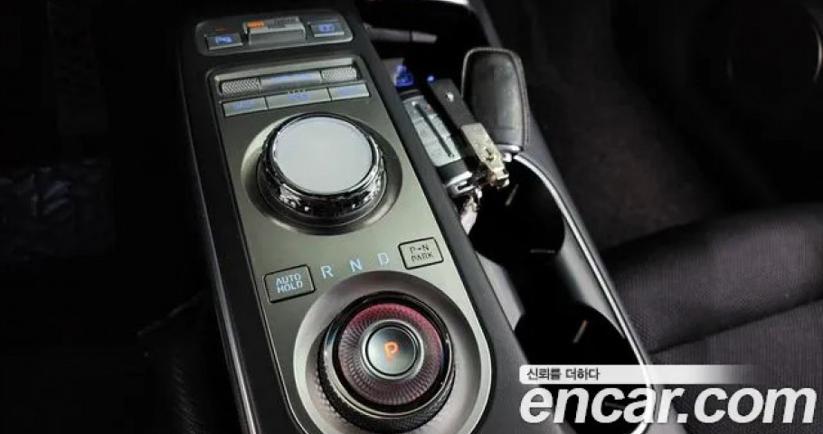 Genesis Gv70 