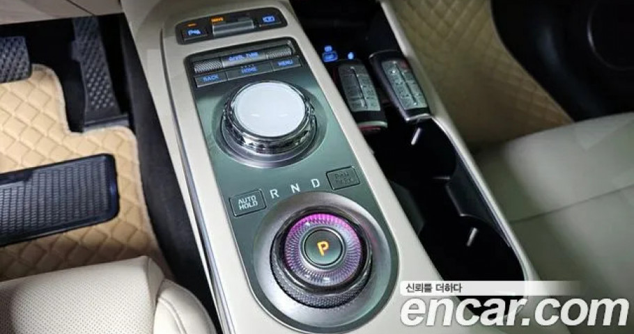 Genesis Gv70 