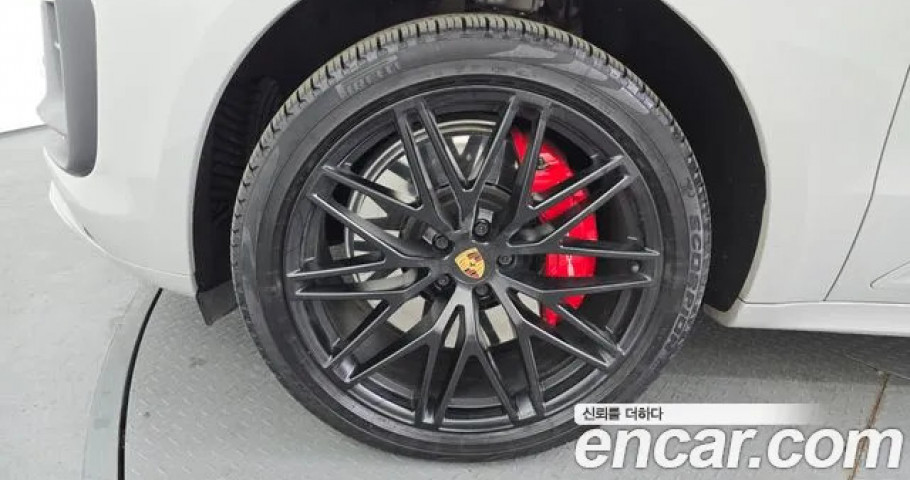 Porsche Macan 