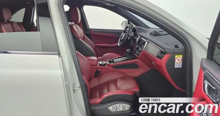 Porsche Macan 