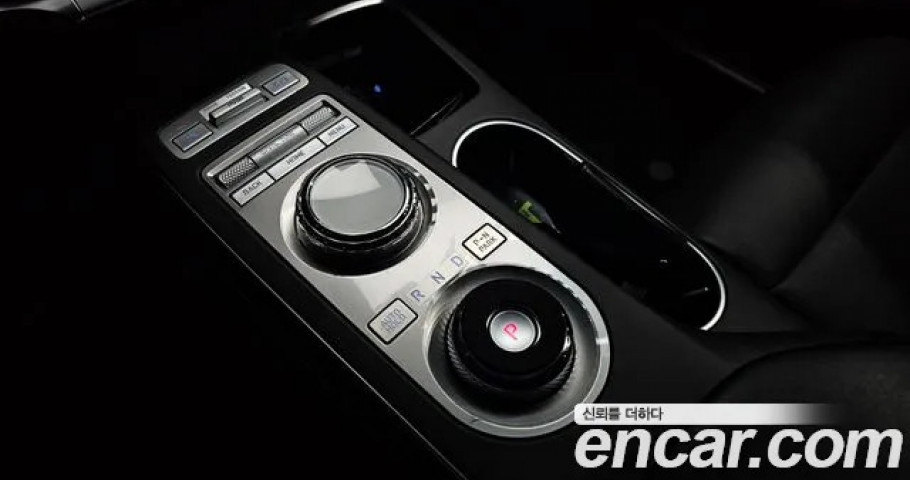Genesis Gv70 