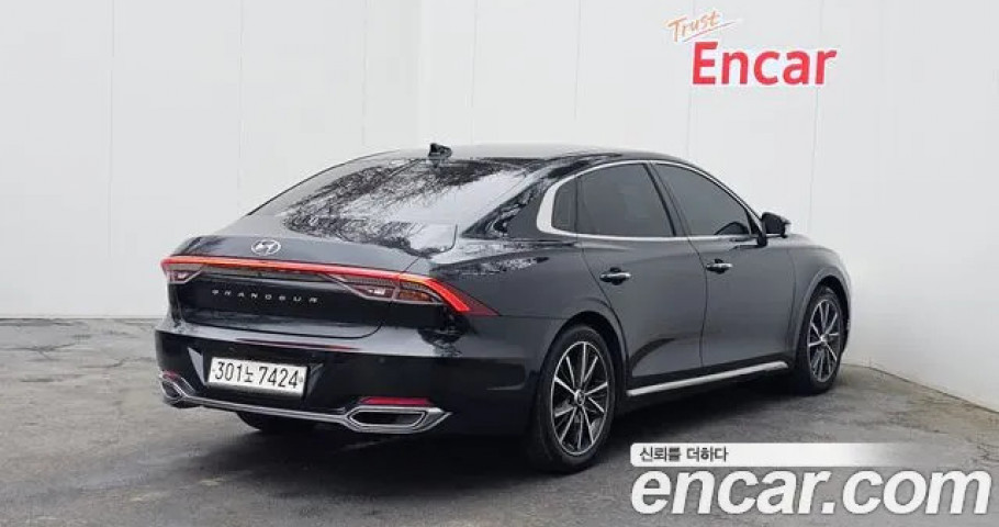Hyundai Grandeur 