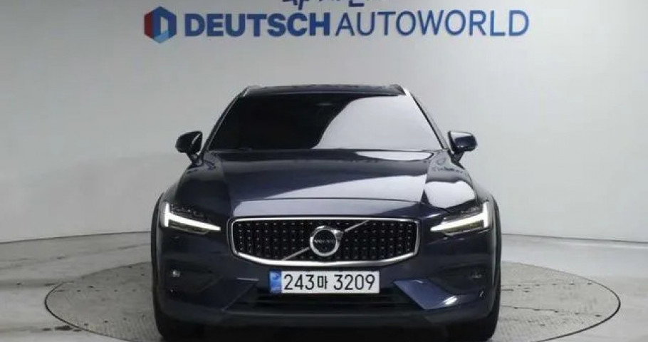 Volvo V60 