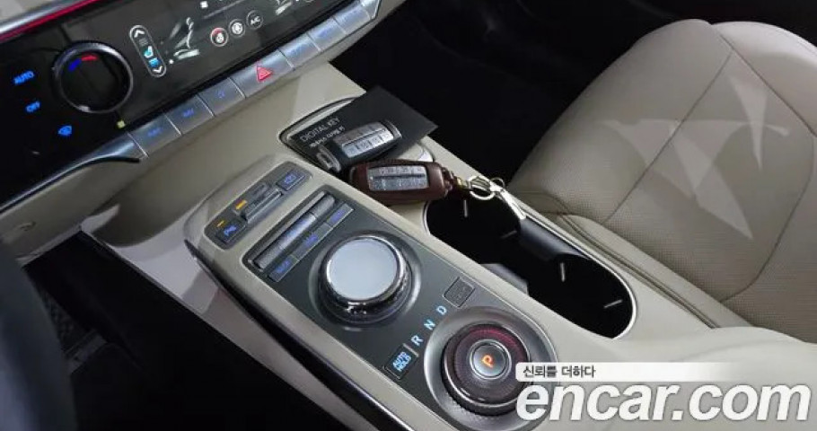 Genesis Gv70 