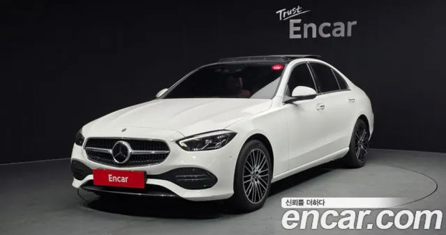 Mercedes-Benz C-Class 