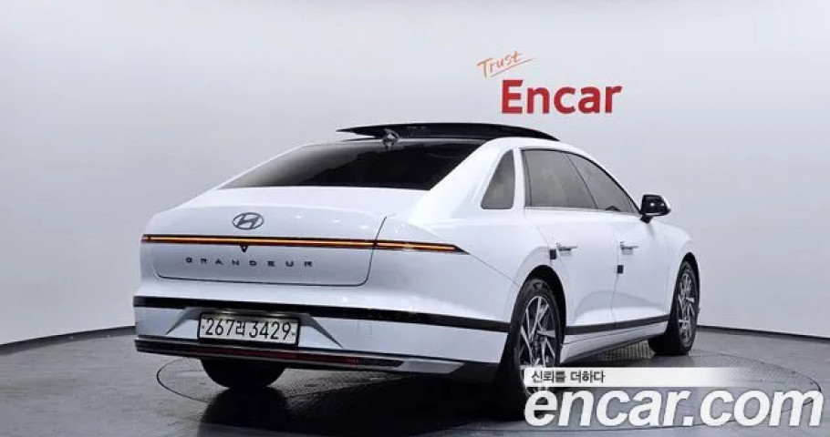 Hyundai Grandeur 