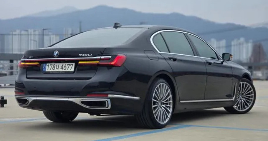 Bmw 7-Series 