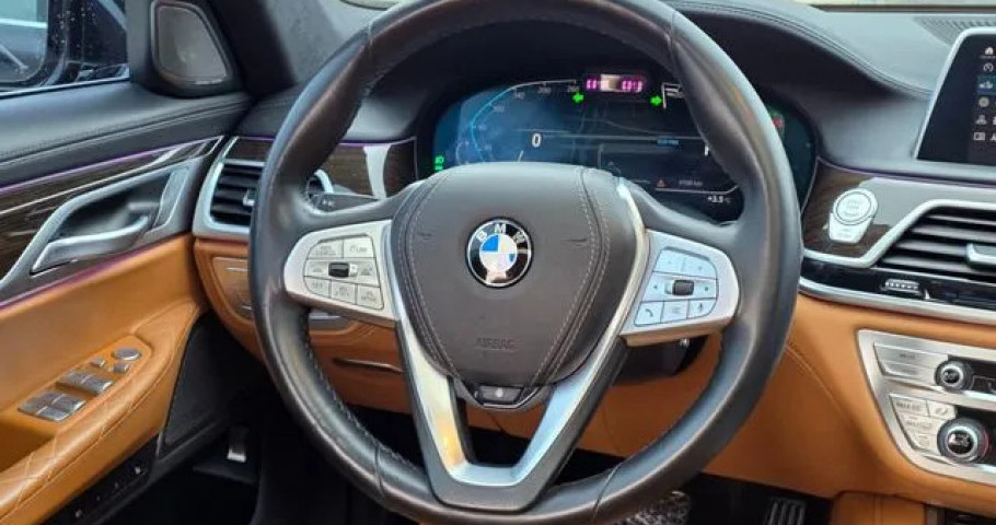 Bmw 7-Series 