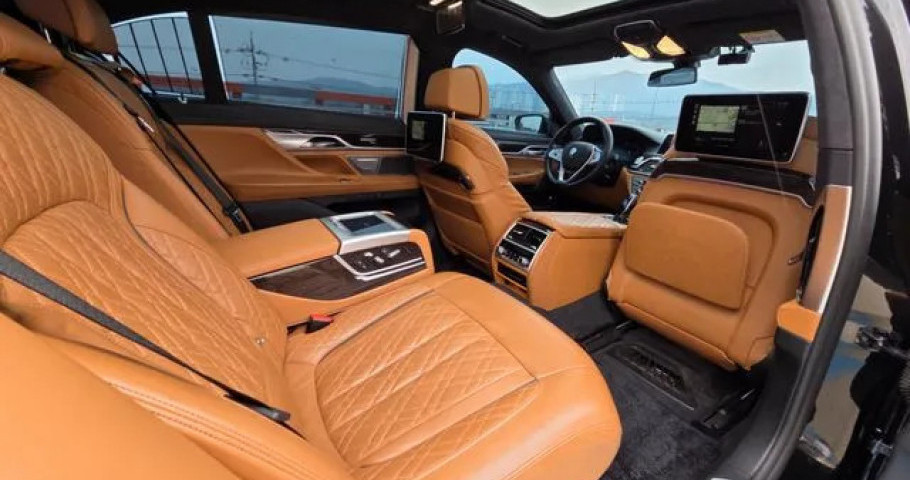 Bmw 7-Series 
