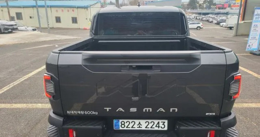 Kia Tasman 