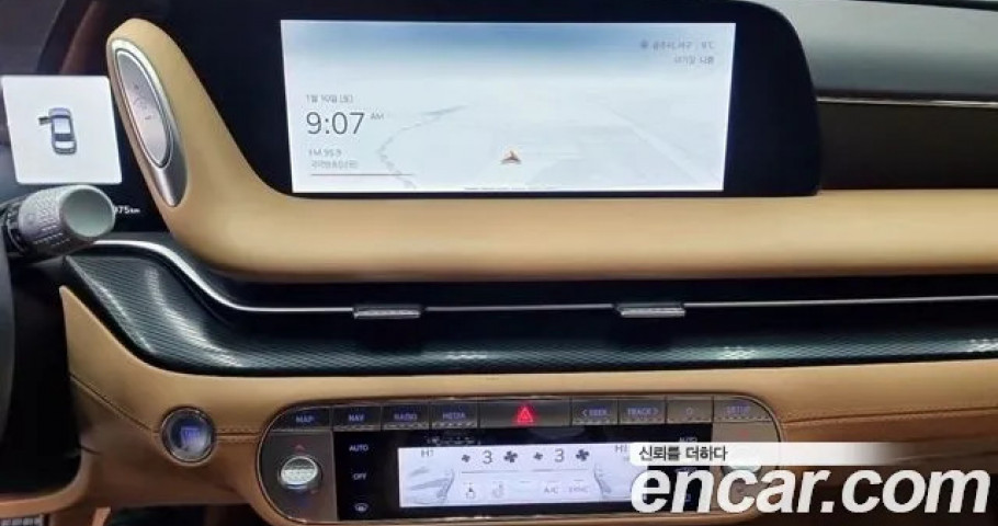 Genesis G90 