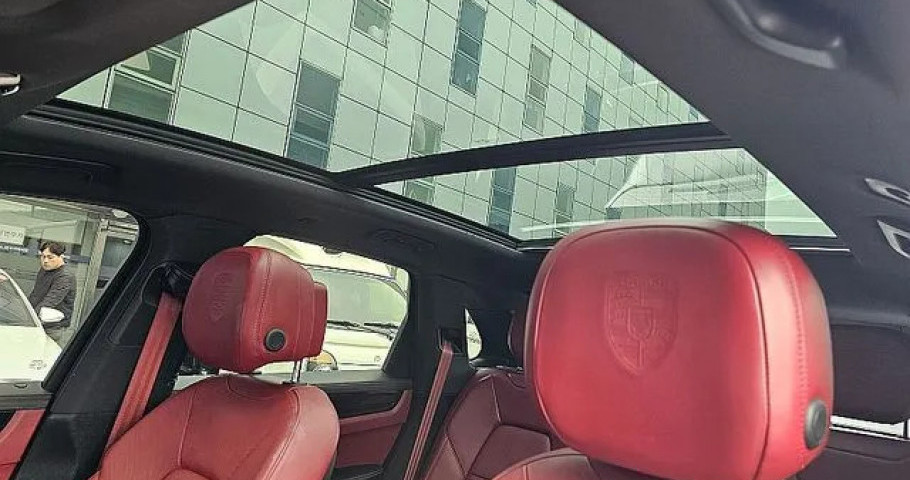 Porsche Cayenne 