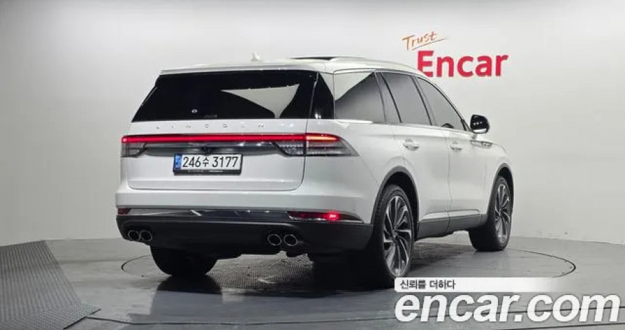 Lincoln Aviator 