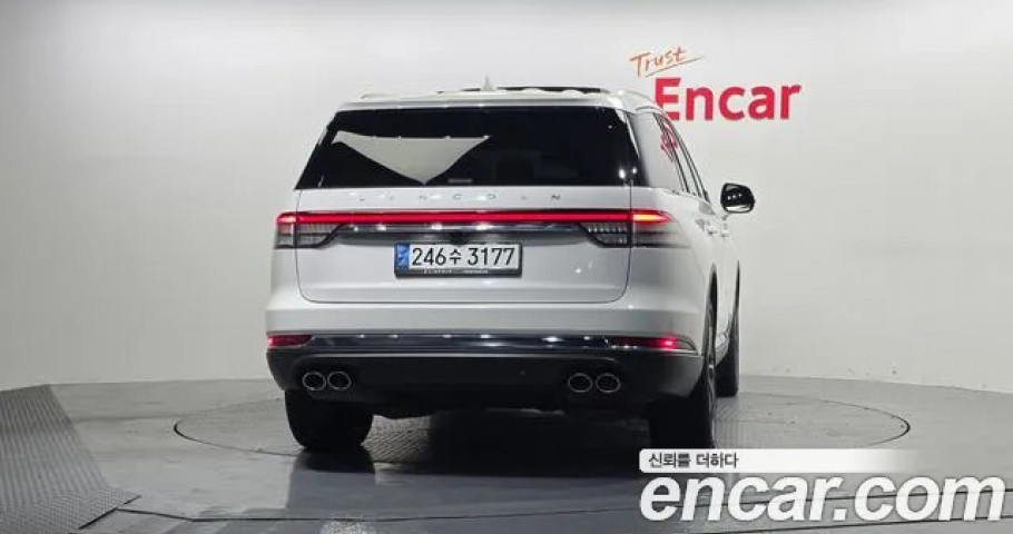 Lincoln Aviator 