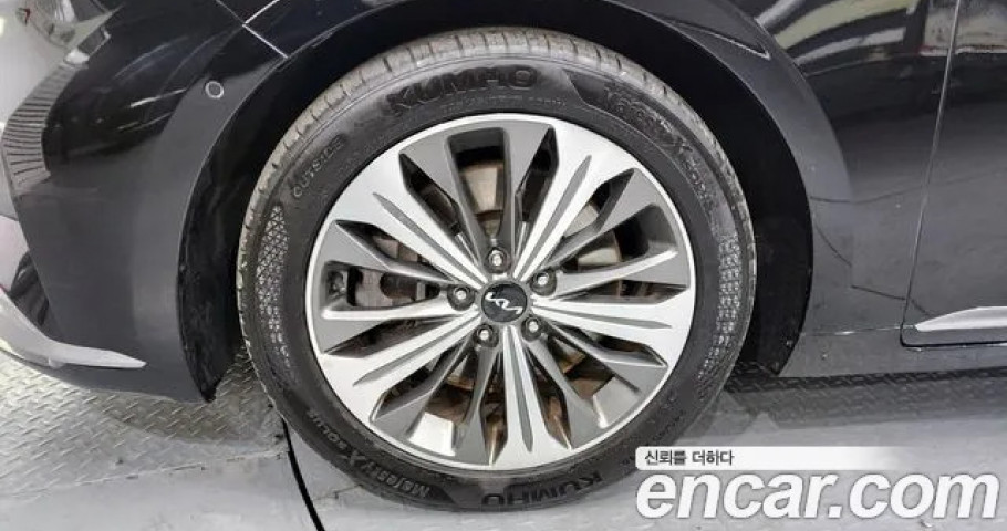 Kia K8 