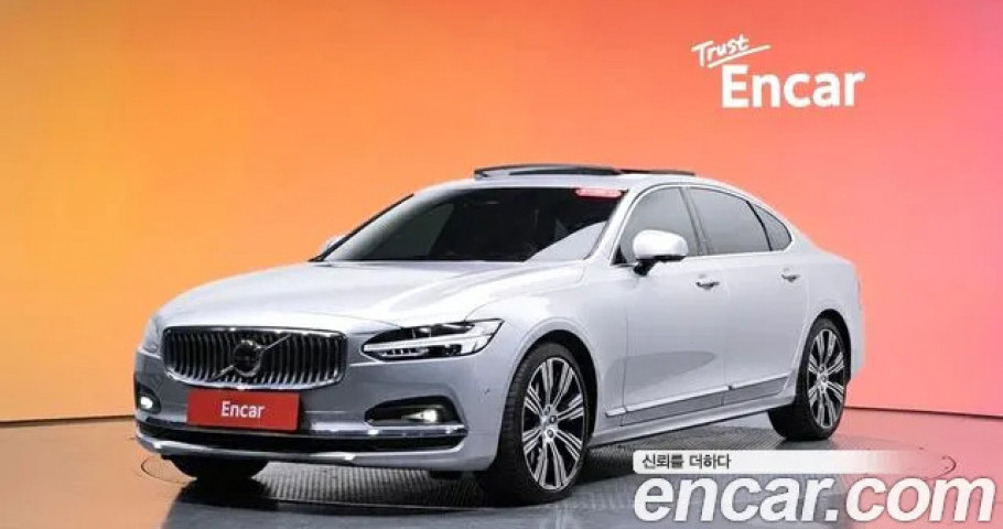Volvo S90 