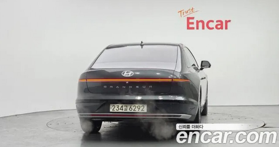 Hyundai Grandeur 