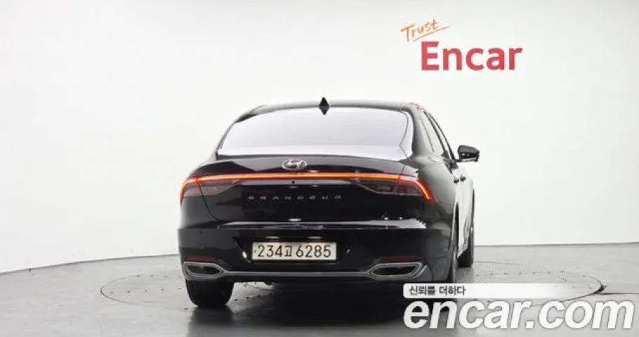 Hyundai Grandeur 
