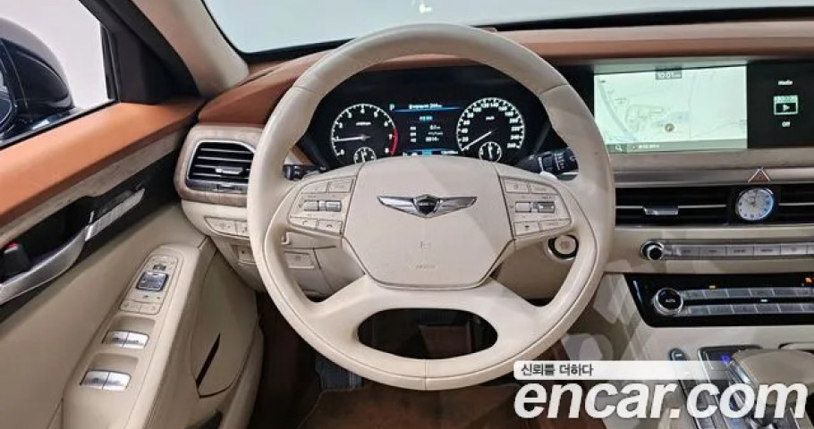 Genesis G90 