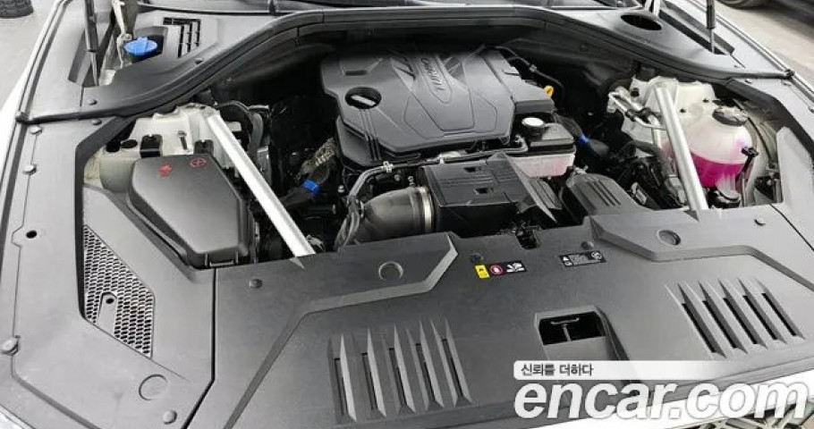 Genesis Gv70 