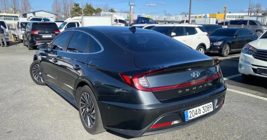Hyundai Sonata 