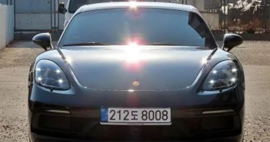 Porsche 718 