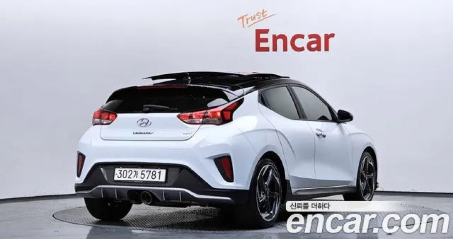 Hyundai Veloster 
