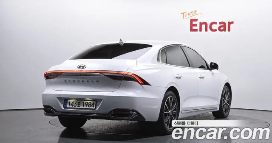 Hyundai Grandeur 