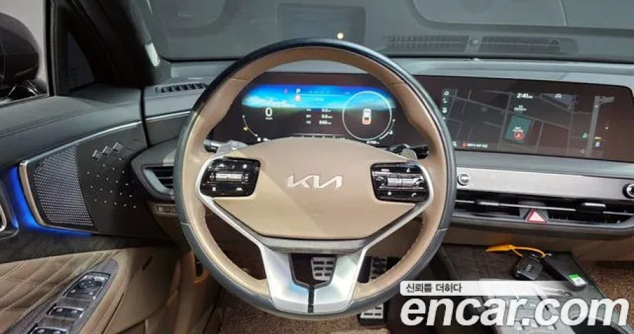 Kia K8 