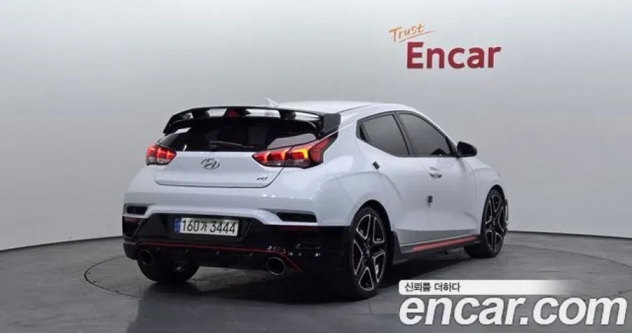 Hyundai Veloster 