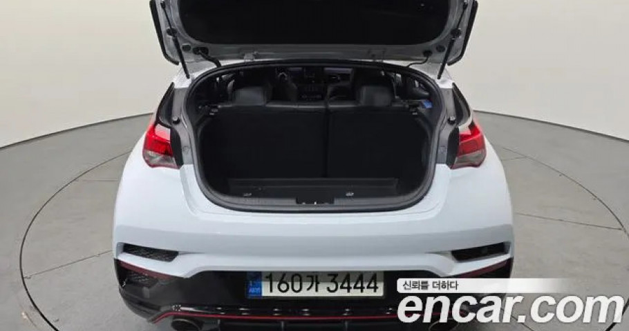 Hyundai Veloster 