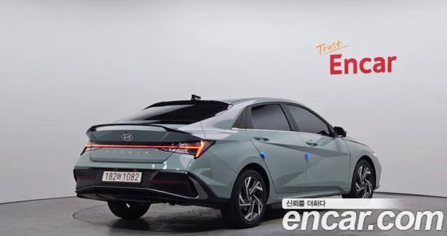 Hyundai Avante 
