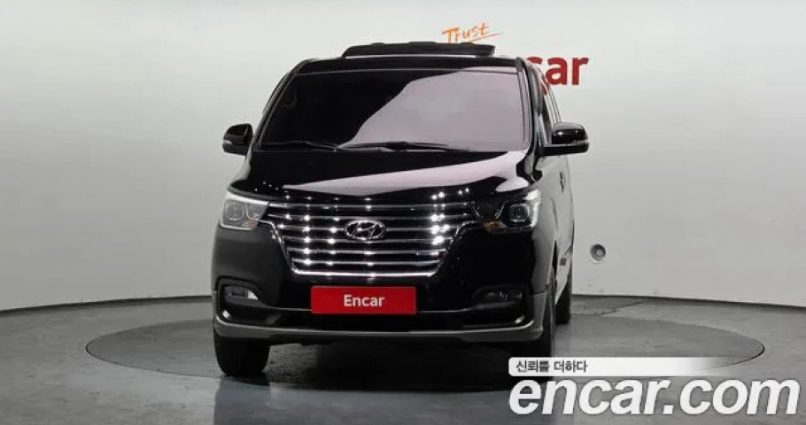 Hyundai Starex 