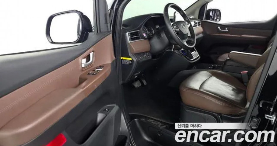 Hyundai Starex 