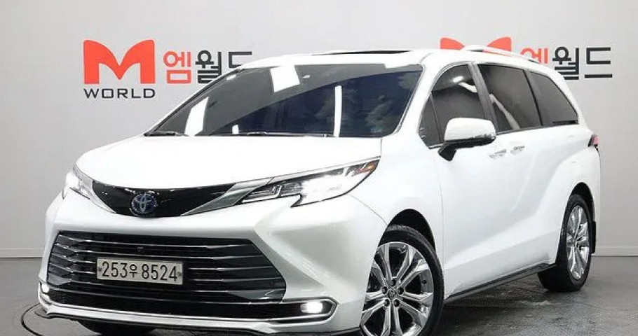 Toyota Sienna 